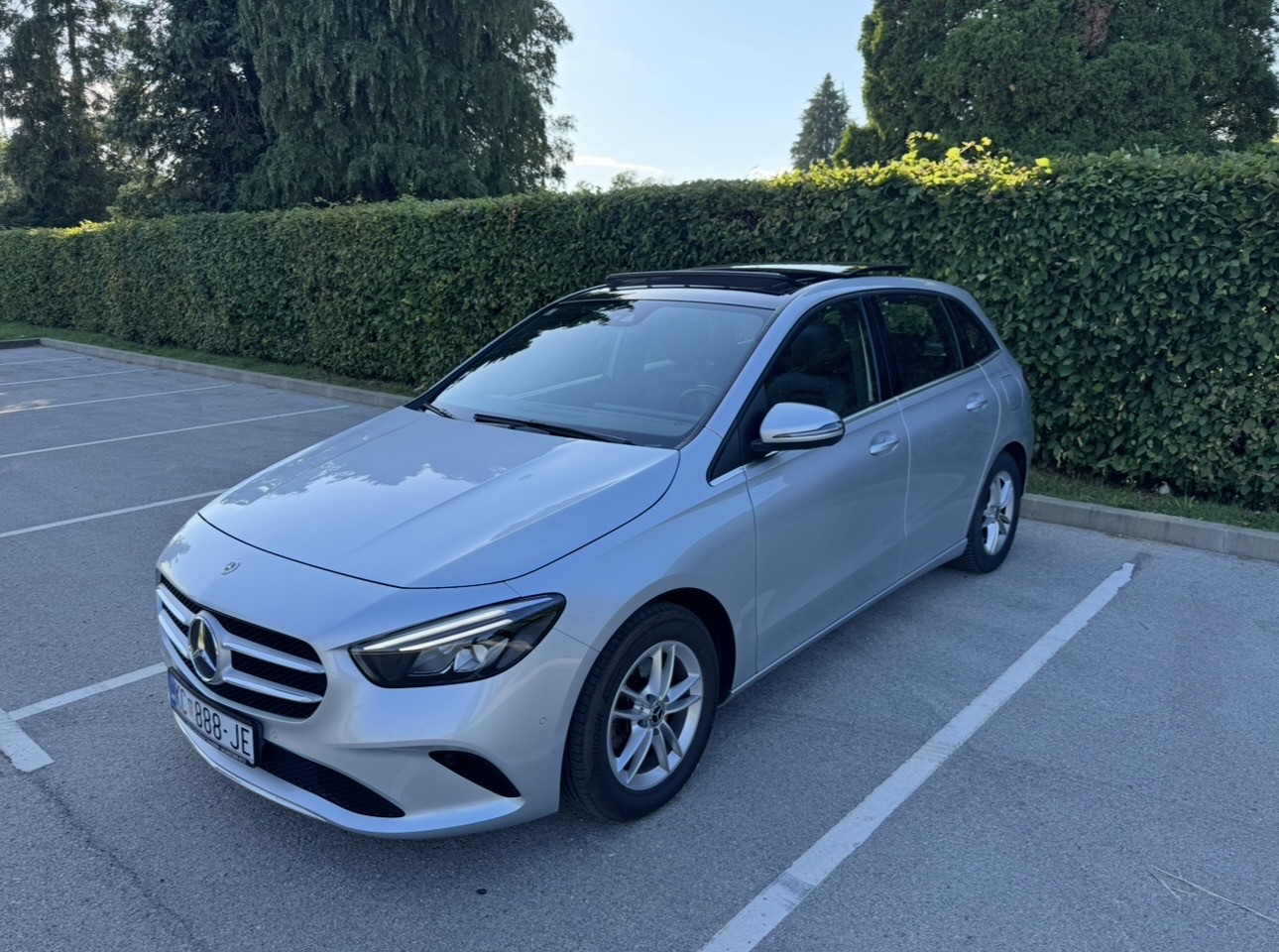 Mercedes B klasa 180d Progressive